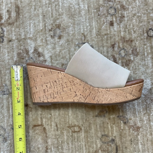 NWOB - Sonoma Lifestyle Cork Platform Slide Wedges in Beige, Size 6. - Picture 12 of 15